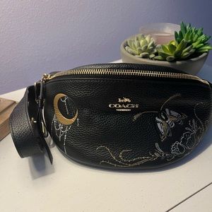 Coach black leather Fanny pack